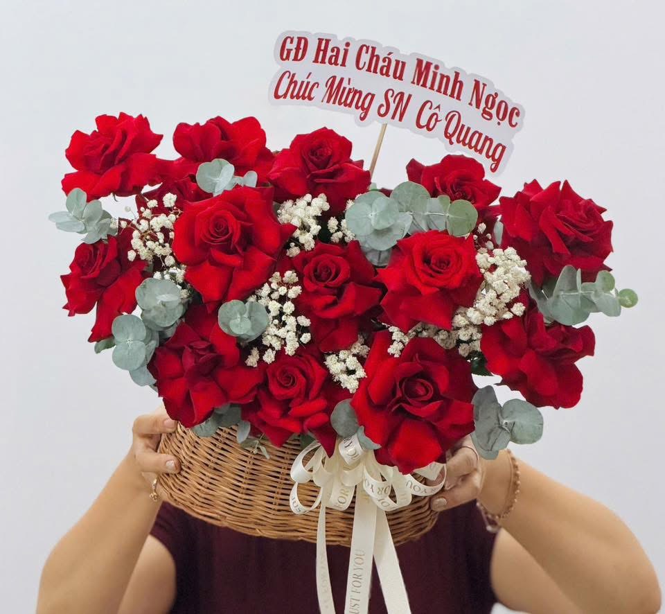 Giỏ hoa nhỏ xinh thủ Đức 