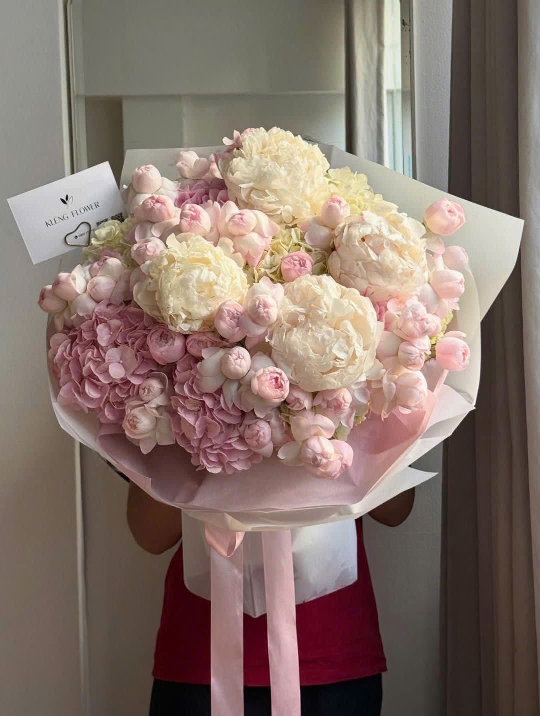 Bó hoa peony to đẹp 