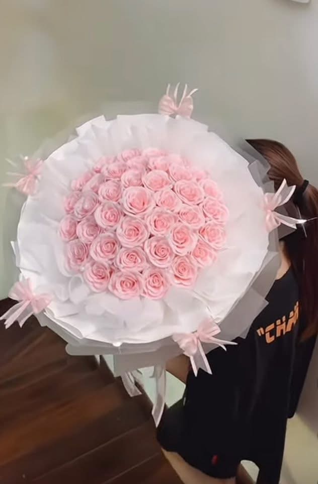 Bó hoa sáp màu Hồng cao cấp bó tròn