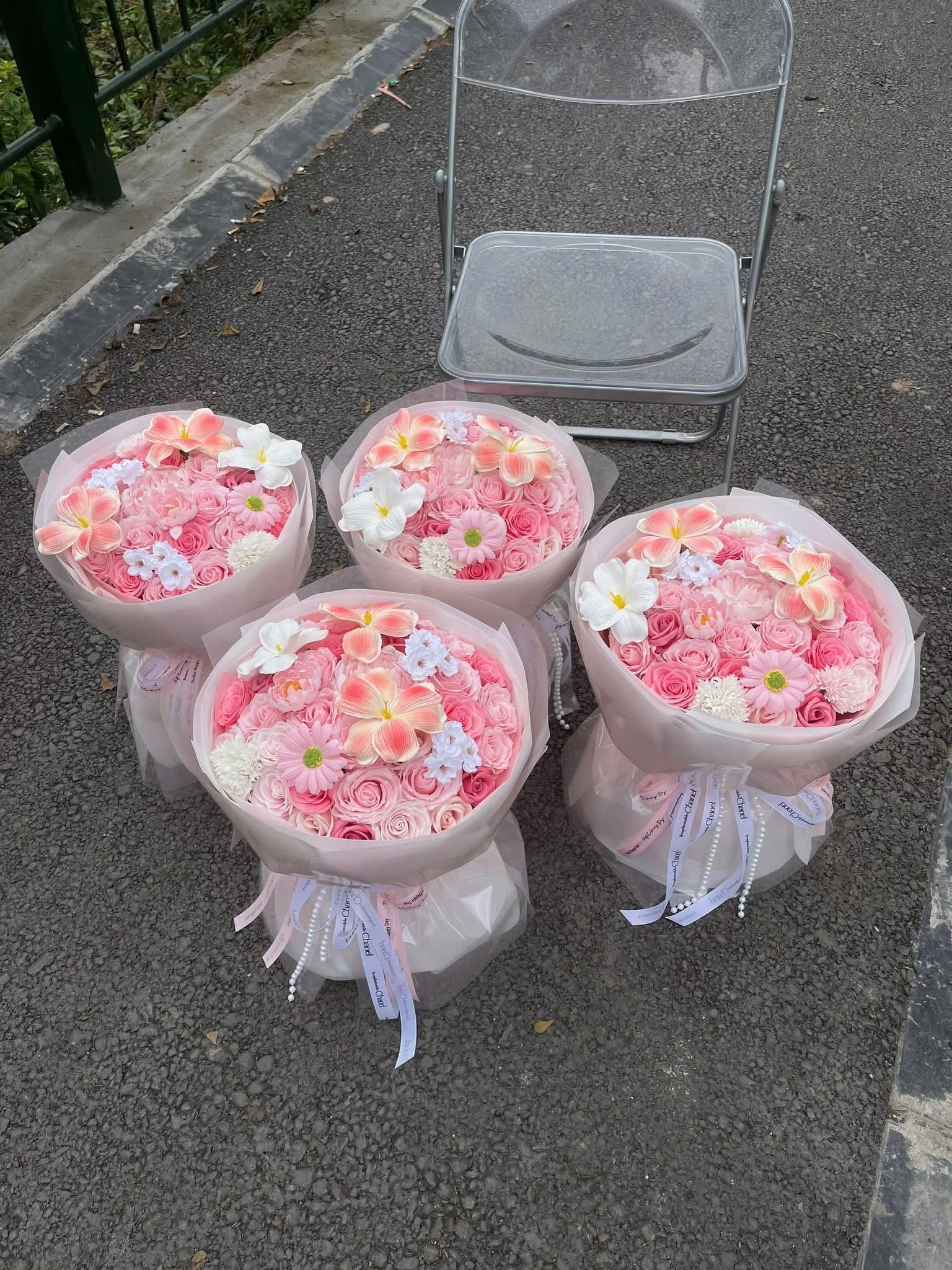 Hoa sáp cao cấp kiểu Hàn 