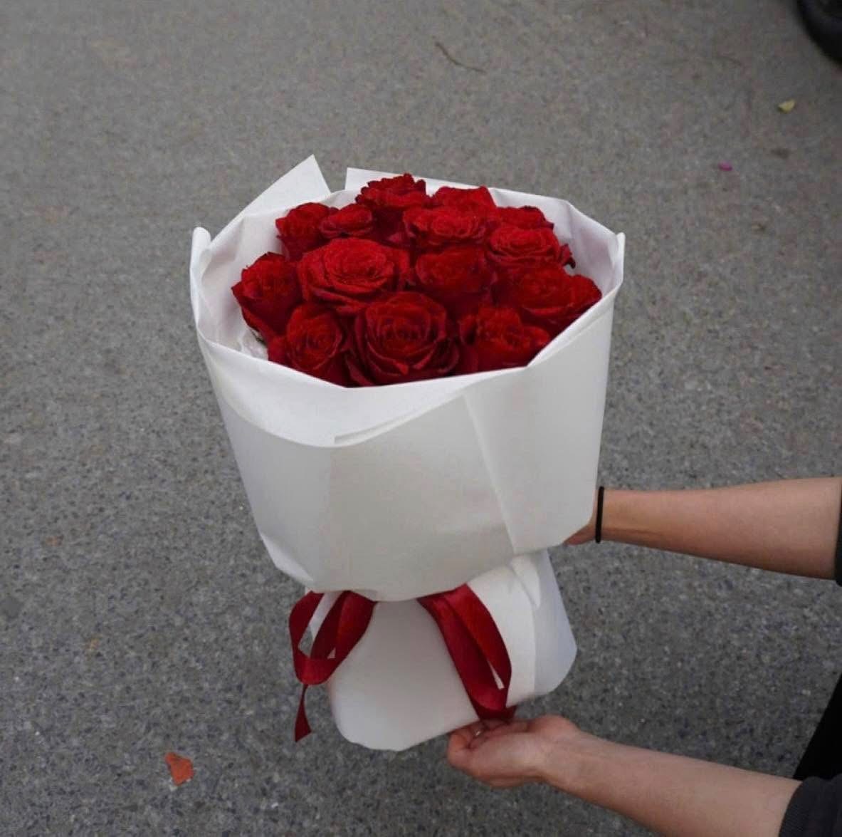 Bó hoa hồng đỏ kiểu Hàn  gan thủ Đức 
