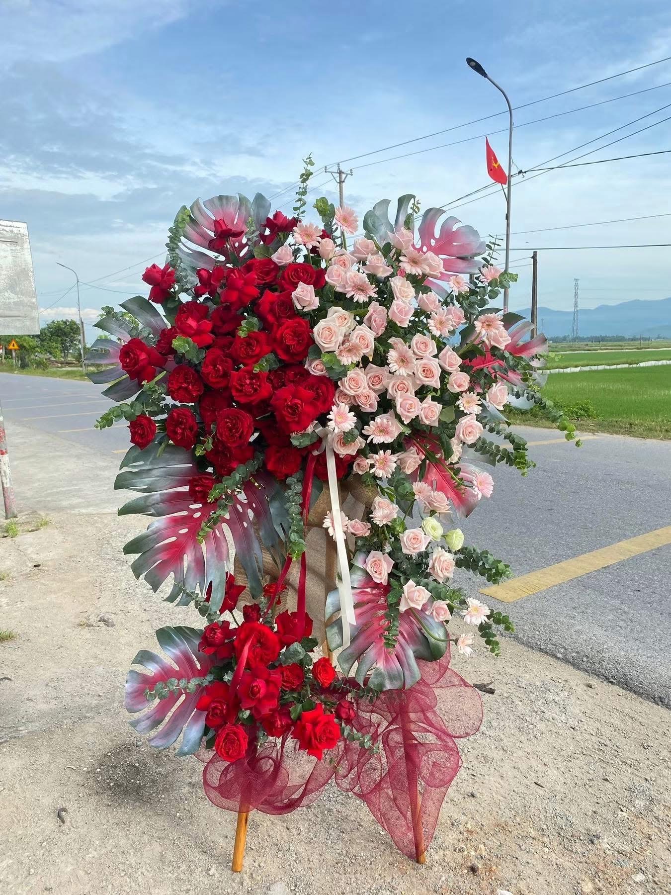 Kệ khai trương 3 tầng quận 12