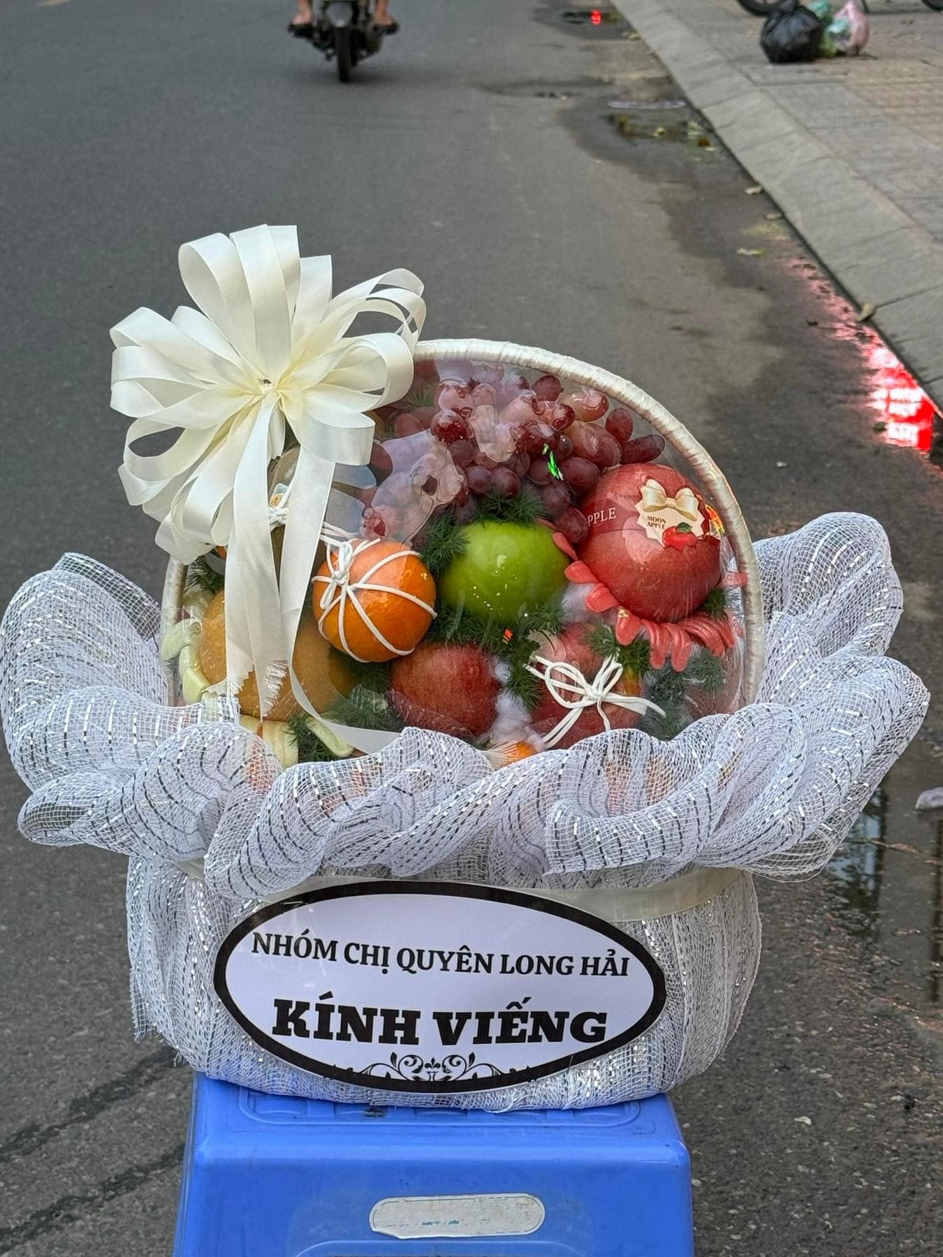 Giỏ trái cây viếng đám tang 