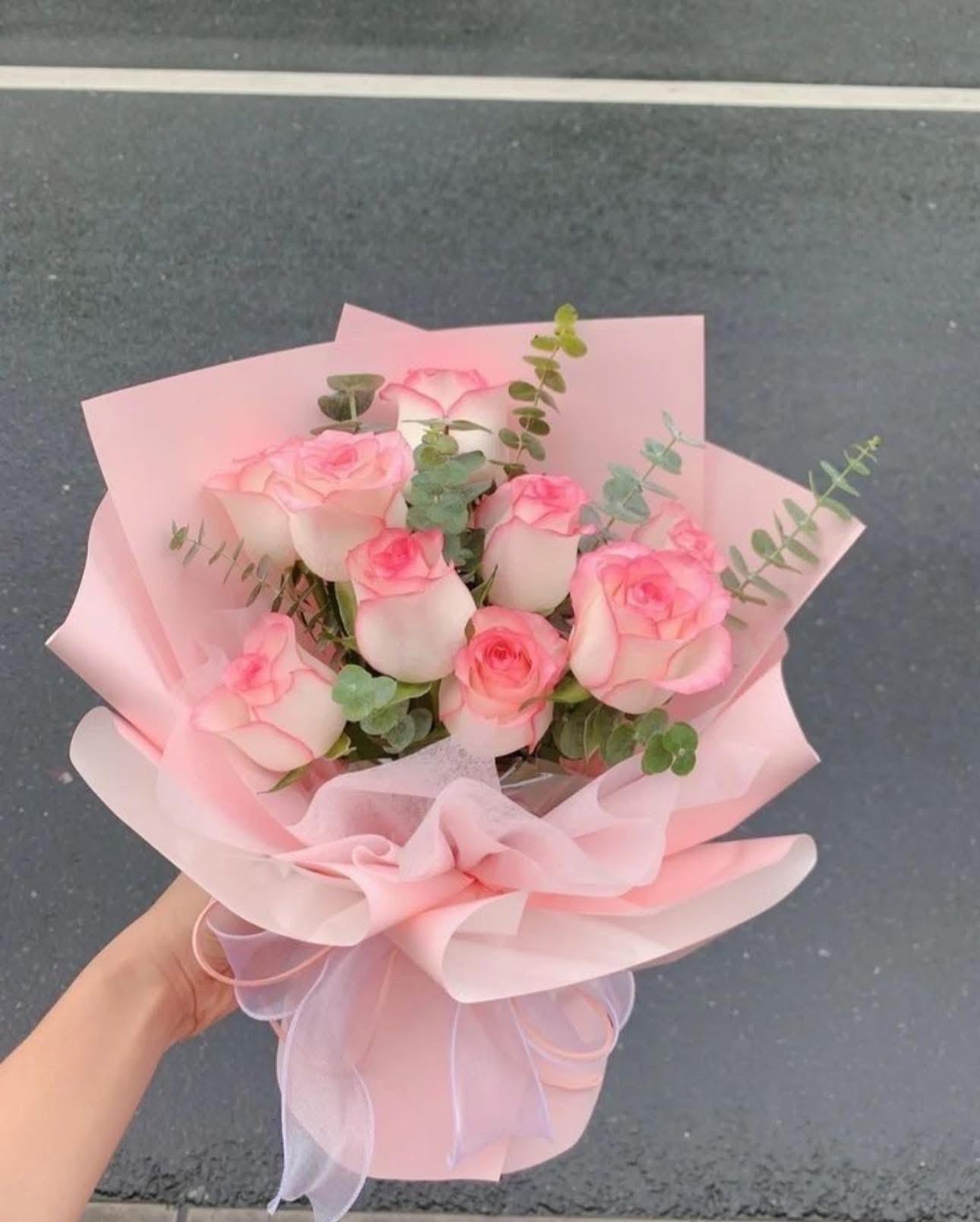 Bó hoa hồng nhỏ xinh tại Dĩ An