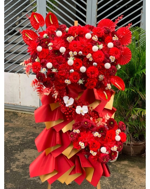 Kệ khai trương hoa sáp hiện đại 