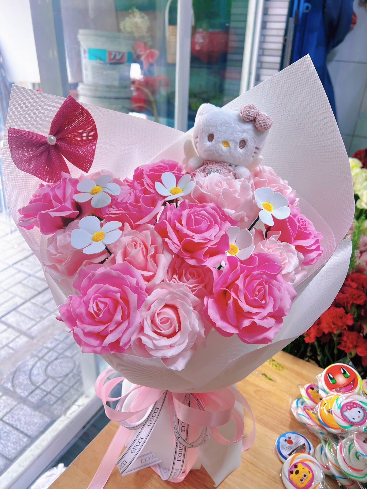 Bó hoa sáp hello Kitty thủ Đức 
