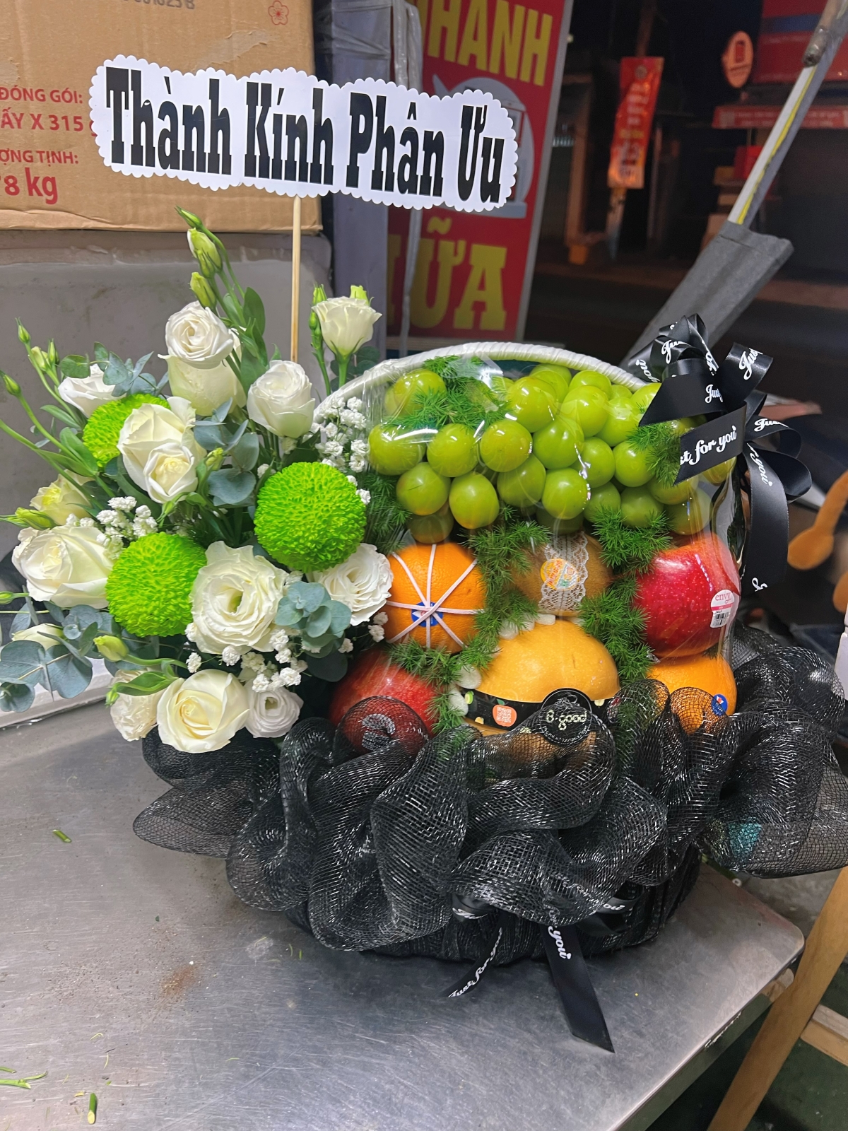 Giỏ trái cây viếng bình thạnh