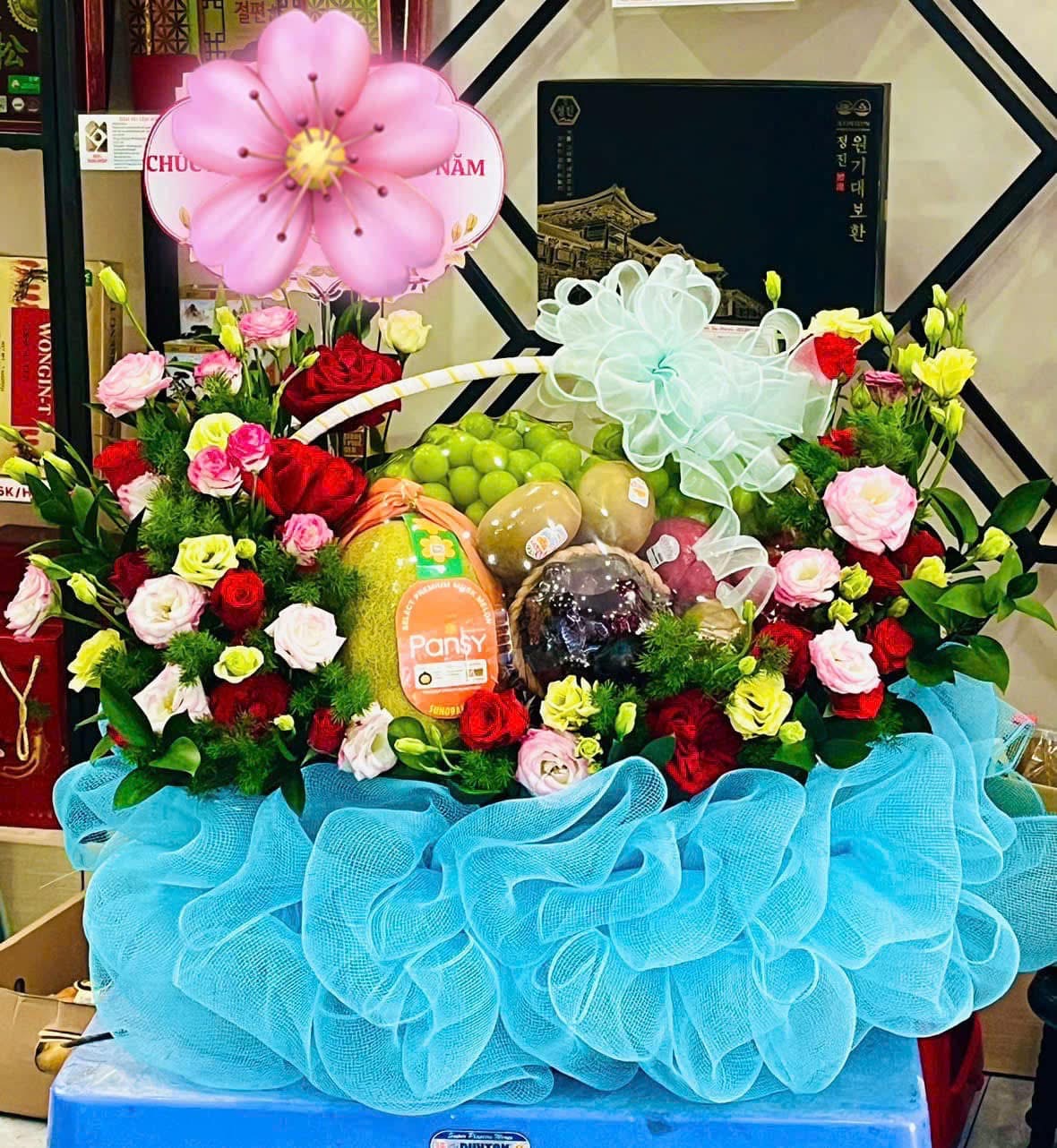 Giỏ trái cây khổng lồ 