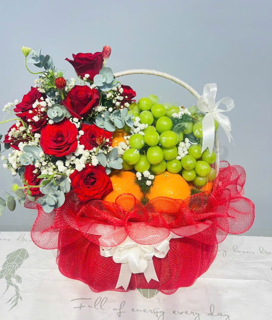Giỏ trái cây cam nho