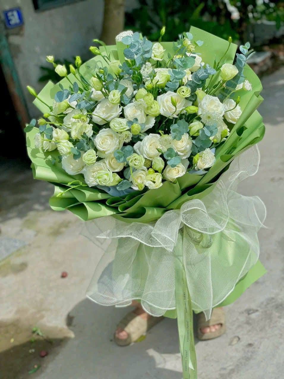 Bó hoa tone xanh lá tặng sếp 
