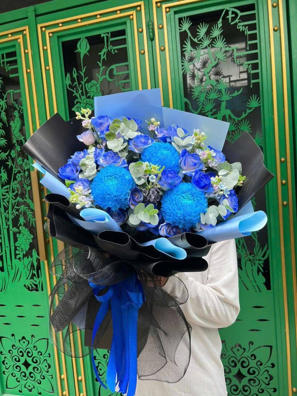 Bó hoa xanh dương sang trọng 