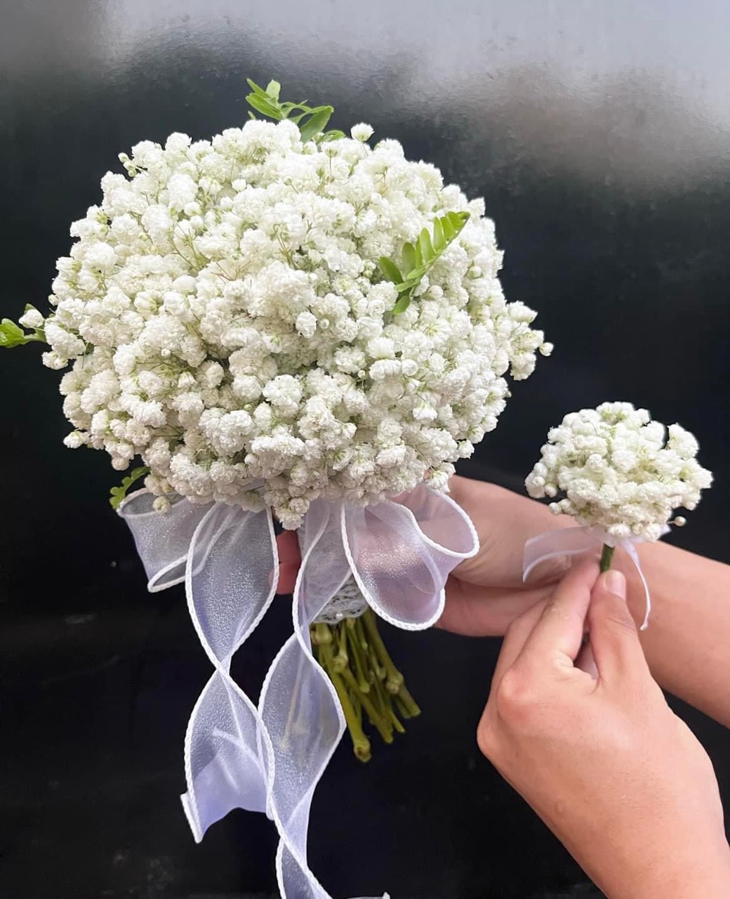 Hoa cưới hoa bi trắng