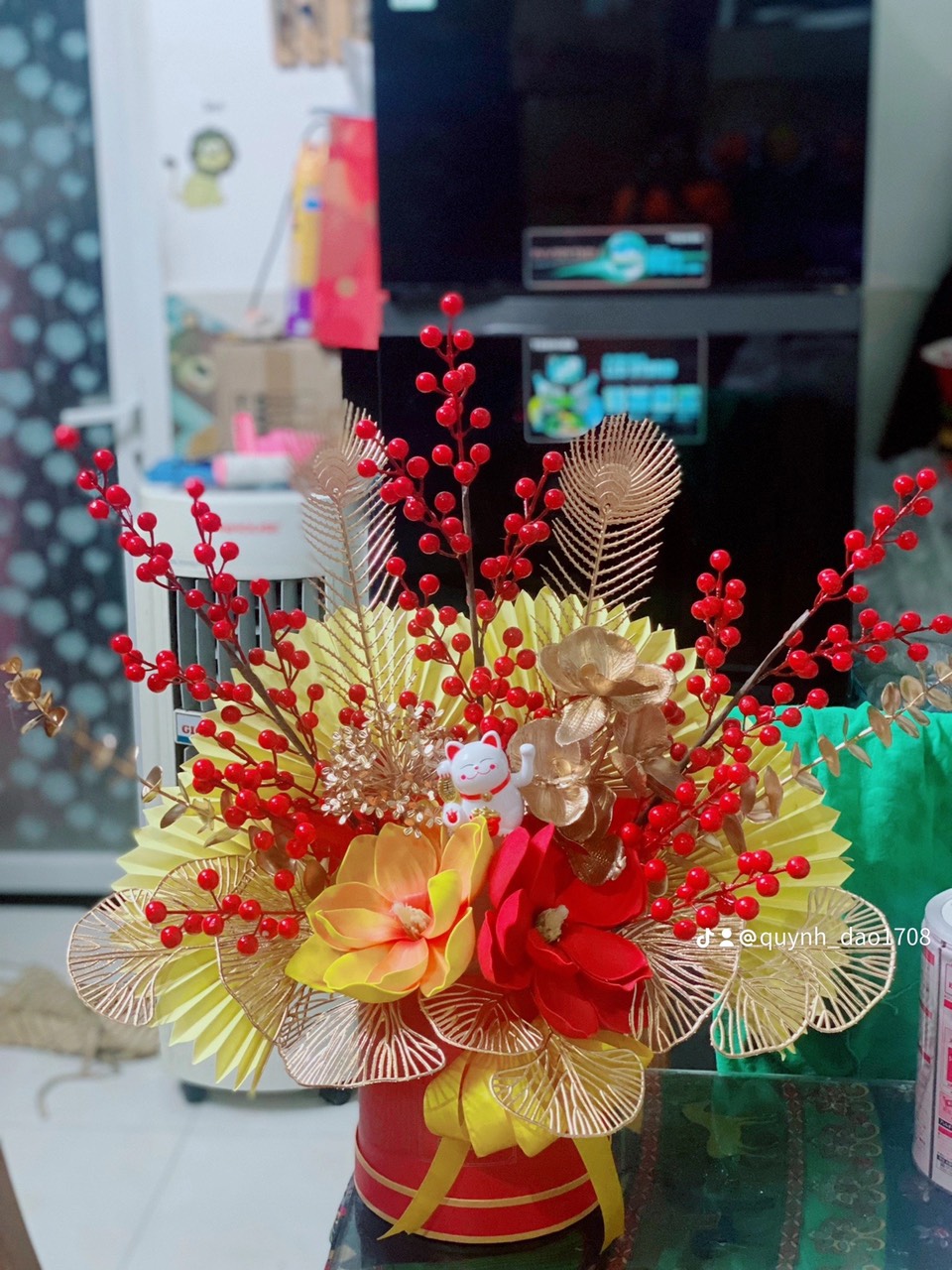 Mèo thần tài khai trương