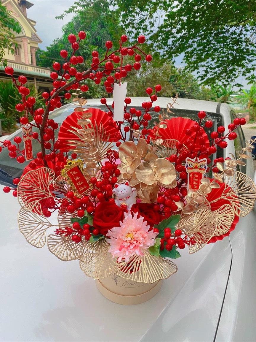 Mẫu mèo thần tài khai trương