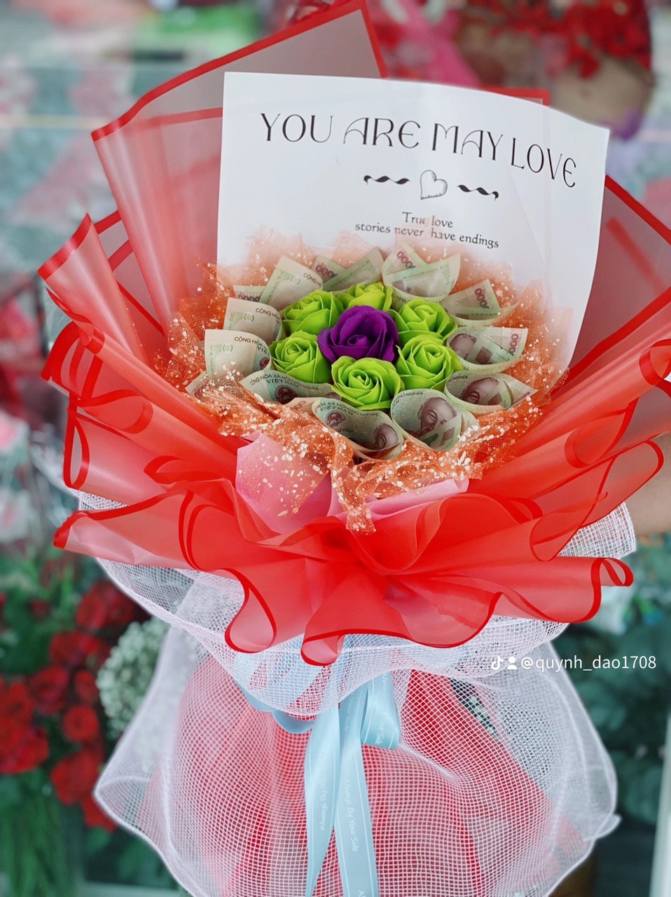 Hoa tiền tặng chị