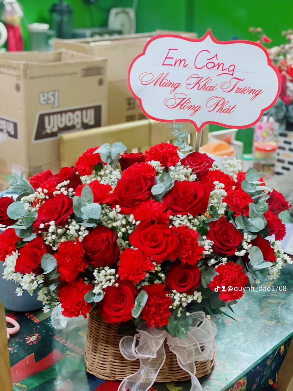 Giỏ hoa Hồng tặng khai trương Hồng phát 