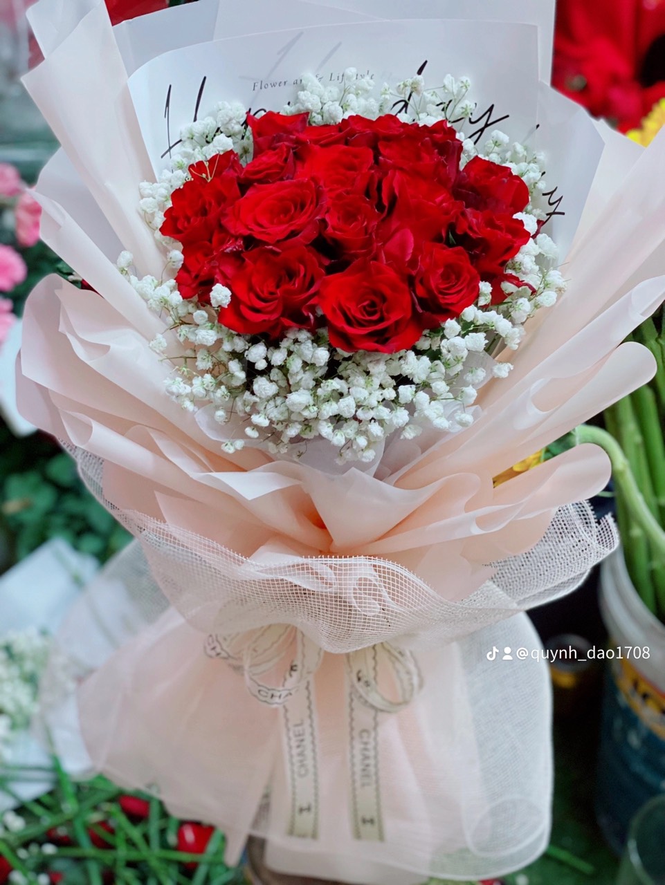 Giỏ hoa tươi tặng sinh nhật bà tại Bình Dương 