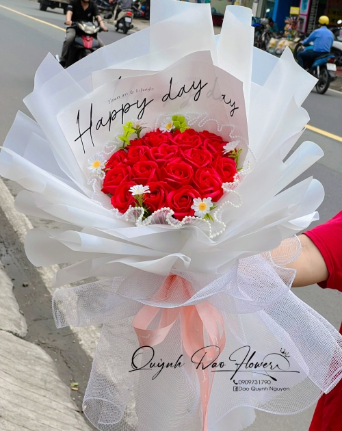 Bó hoa tốt nghiệp hoa sáp đỏ 