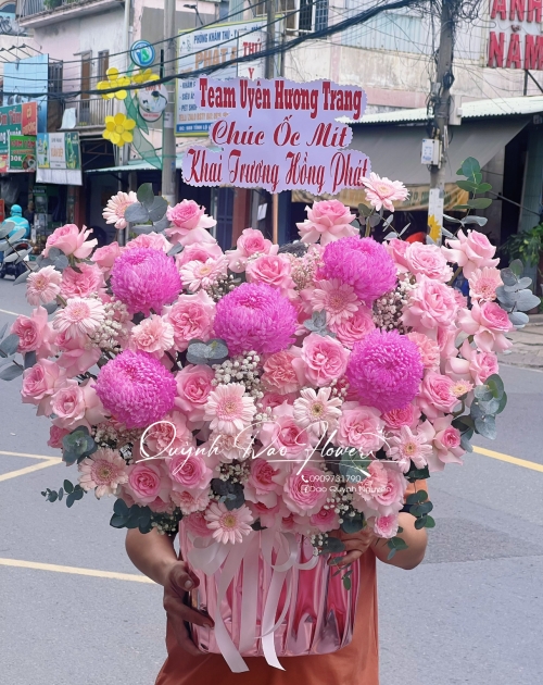 Giỏ hoa hồng khổng lồ to đẹp quận 12