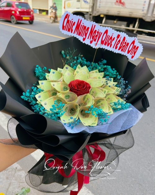 Bó hoa tiền tặng quốc tế đàn ông 