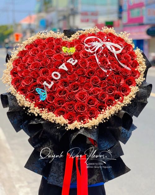 Bó hoa kim tuyến trái tim, 99 bông mix bi khô sang trọng 