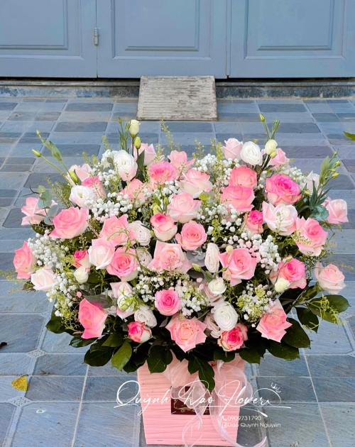 Lẵng hoa khai trương màu hồng 