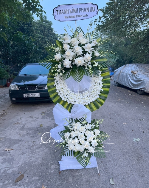 Kệ hoa viếng, chia buồn lan trắng 