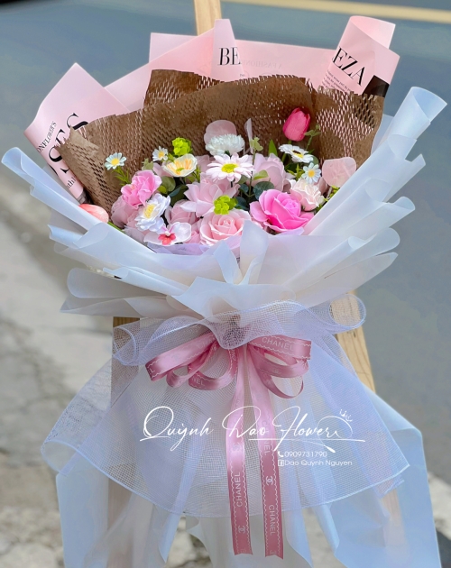 Bó hoa sáp mix cao cấp tone hồng 