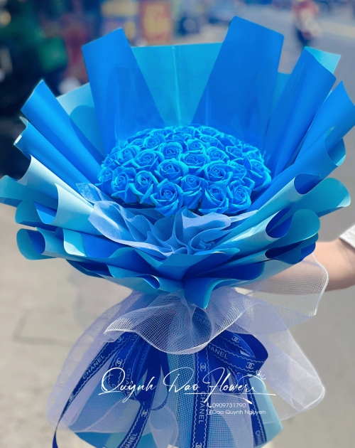 Bó hoa sáp 40 bông màu xanh dương 