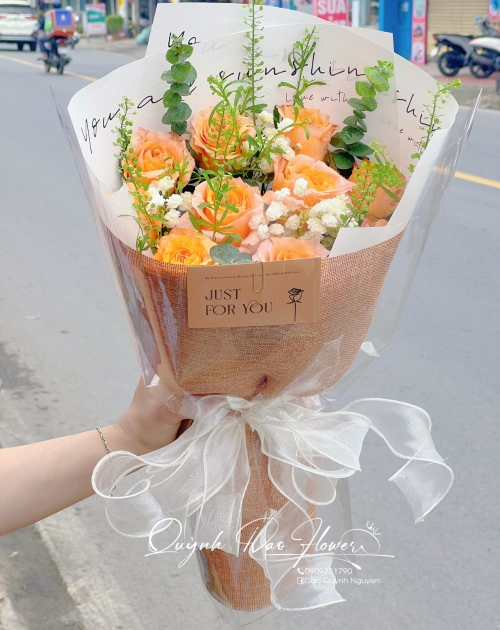 Bó hoa tone cam đẹp 