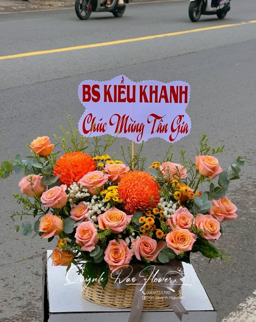Giỏ hoa nhỏ mừng Tân gia 