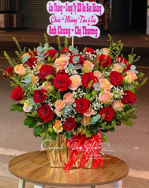 Giỏ hoa mừng Tân gia sếp 