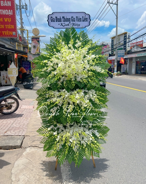 Kệ tang 3 tầng lan