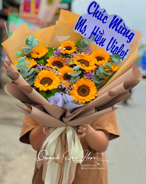 Bó hoa hướng dương tặng sếp 