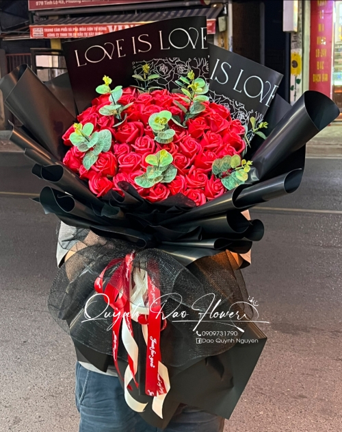 Bó hoa sáp 50 bông to đẹp 