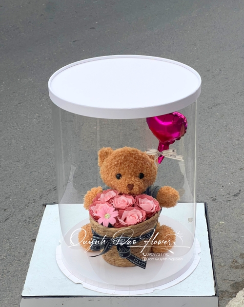 Hộp hoa gấu kèm đèn 