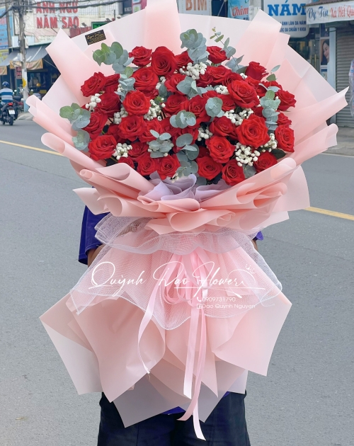 Bó hoa khổng lồ Thủ Đức 