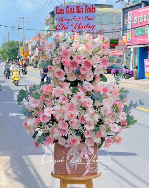 Giỏ hoa, lẵng hoa 2 tầng để bàn quận 2