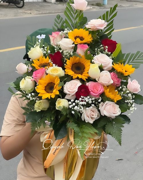Giỏ hoa hội nghị 