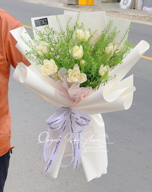Bó hoa  tulip 7 bông