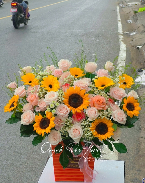 Giỏ hoa hướng dương tặng mẹ