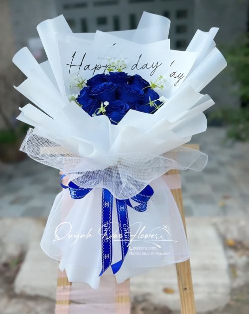 Bó hoa kim tuyến nhỏ xinh tone xanh dương 