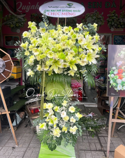 Kệ hoa xanh lá quận 12