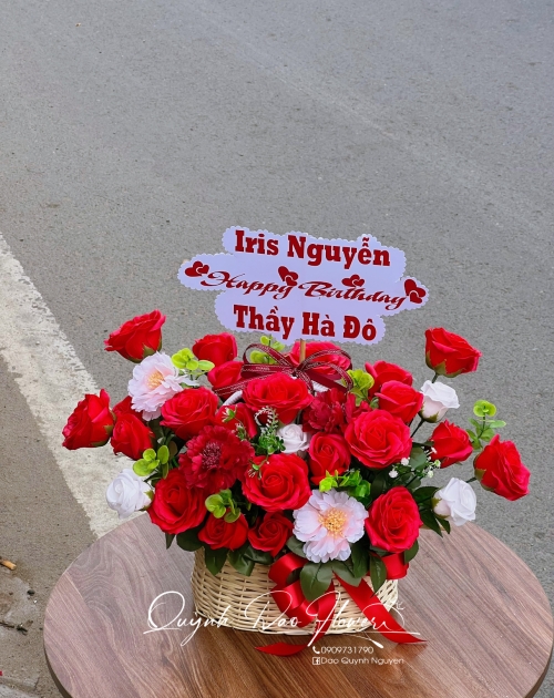 Giỏ hoa rút tiền 