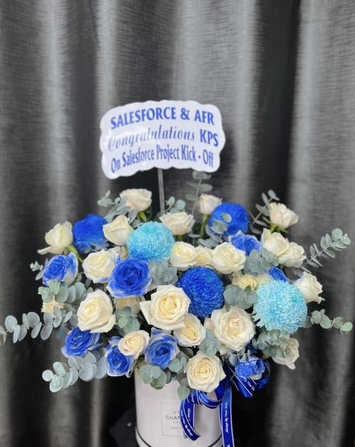 Giỏ hoa tặng khai trương màu xanh dương 