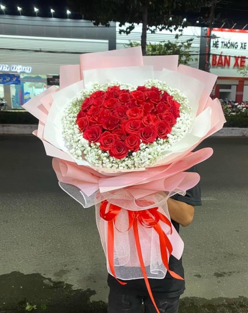 Bó hoa trái tim phối bi 