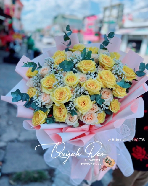 Bó hoa Hồng vàng tặng sếp 
