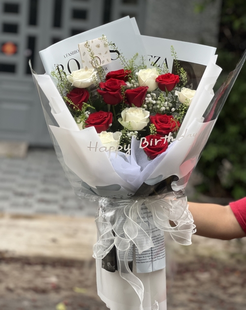 Bó hoa hồng do mix trắng 