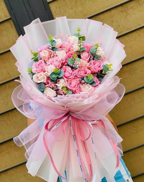 Bó hoa hồng sáp mix bi khô