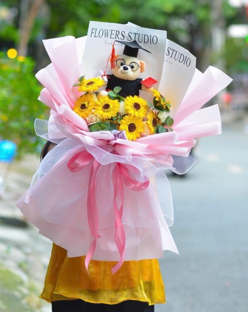 Bó hoa sáp hướng dương kèm gấu